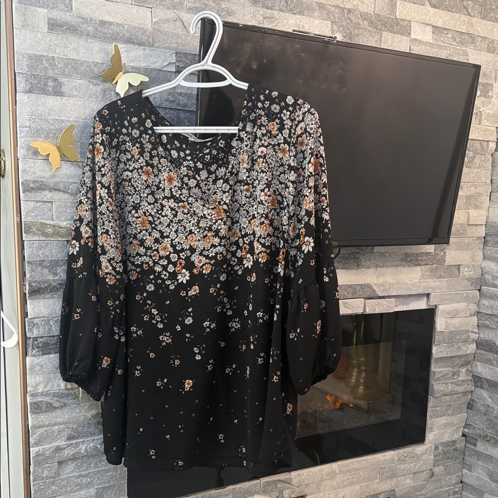 Collective Concepts Black Floral Blouse